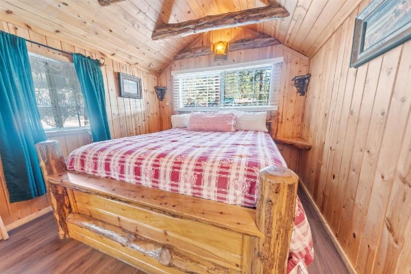 Black Forest Lodge image 14