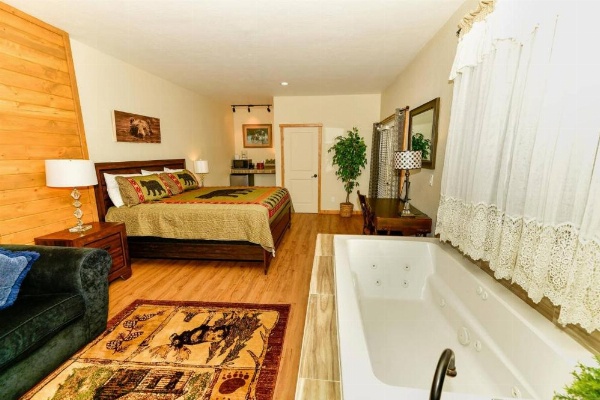 Black Forest Lodge image 21